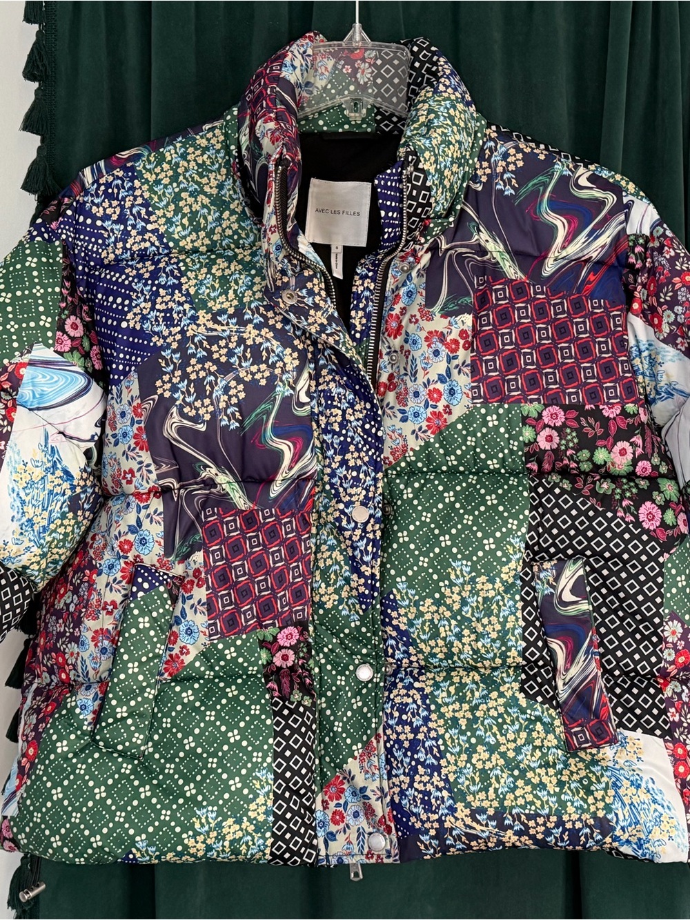 NWOT Avec Les Filles Patchwork Quilted Puffer Jacket - Multicolor